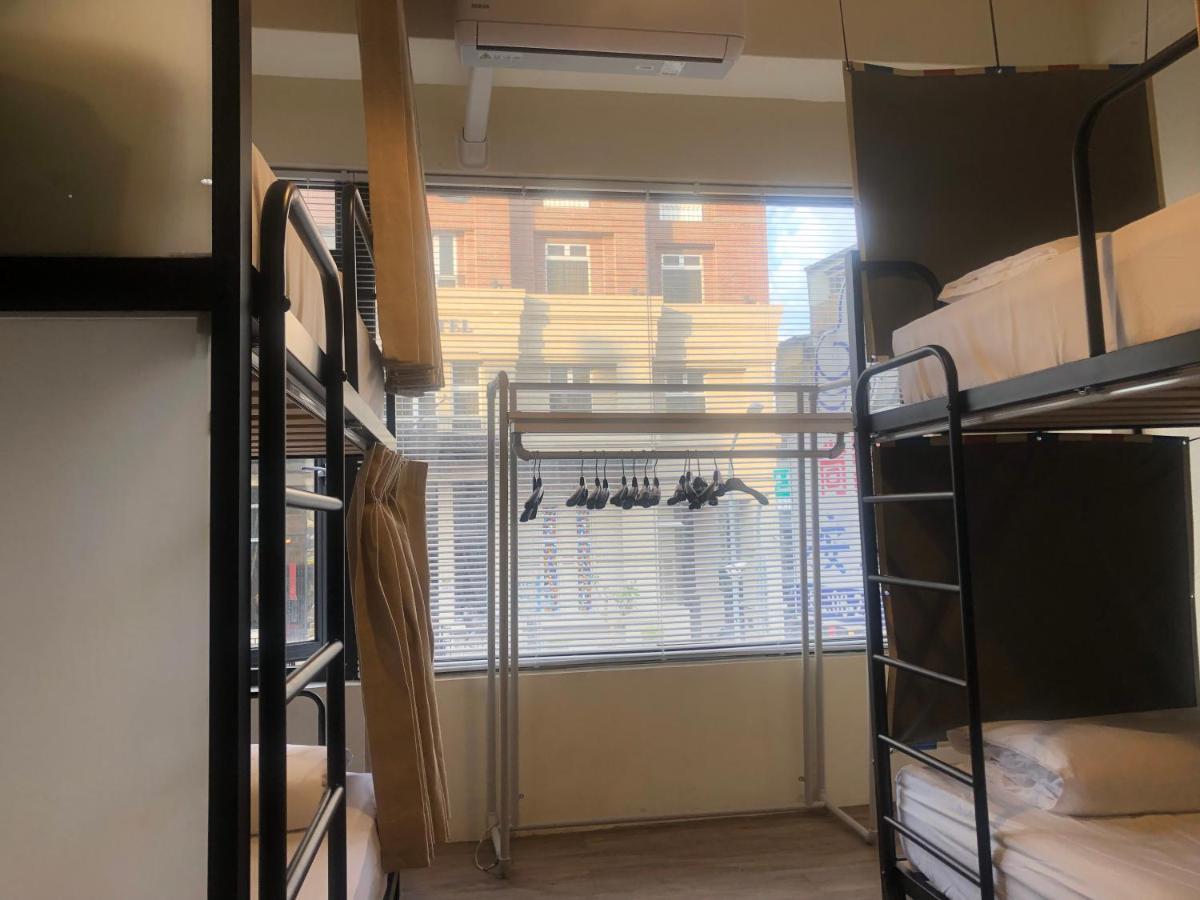 Simple Walk Guest House 小公寓 Tainan Zewnętrze zdjęcie